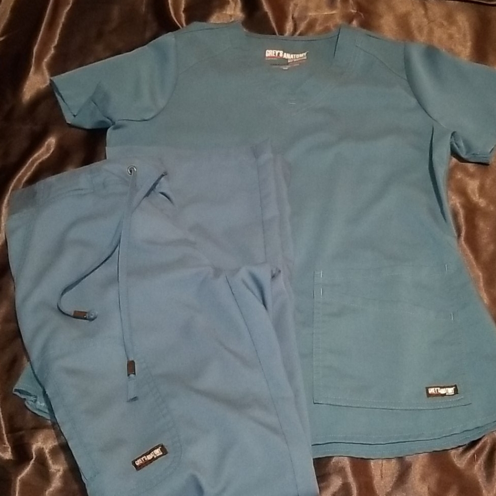 Grey's Anatomy scrub set